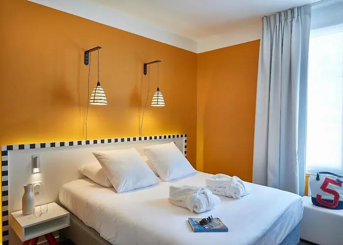 Mercure Centre Les Voyageurs Hotel