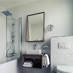 Mercure Centre Les Voyageurs Hotel 4*