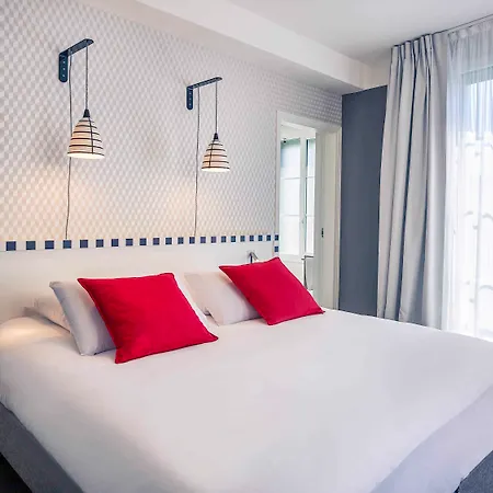 מלון Mercure Centre Les Voyageurs ברסט