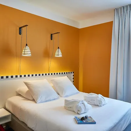 Mercure Centre Les Voyageurs מלון