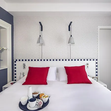 Mercure Centre Les Voyageurs 4*