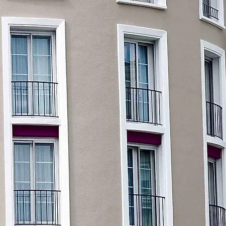 Hotel Mercure Centre Les Voyageurs 4*