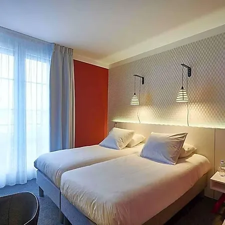 Mercure Centre Les Voyageurs Hotel 4*
