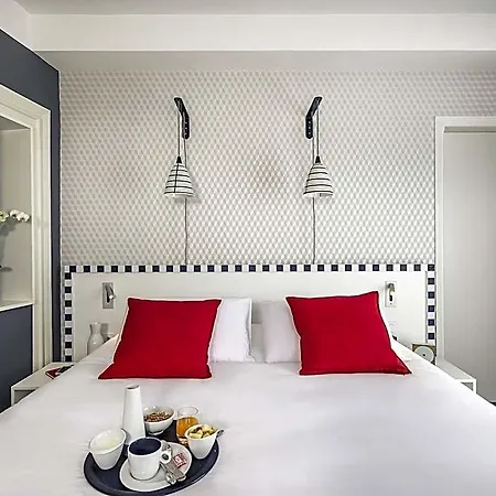 Mercure Centre Les Voyageurs Hotel