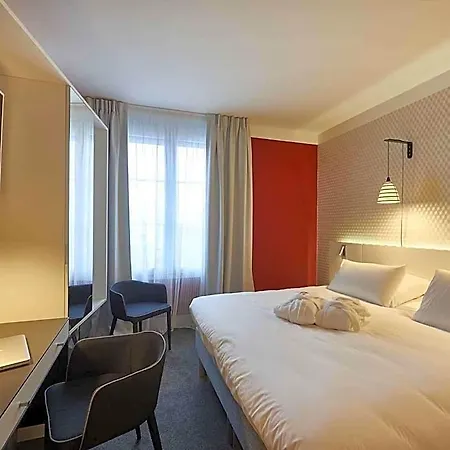 Hotel Mercure Centre Les Voyageurs 4*
