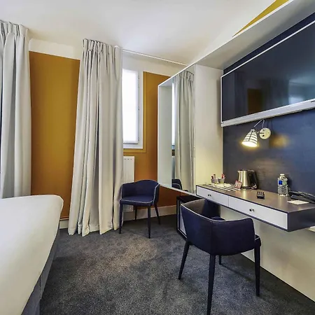 Hotel Mercure Centre Les Voyageurs 4*