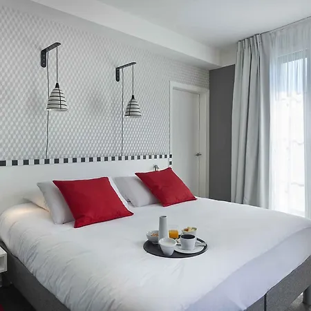 Szálloda Mercure Centre Les Voyageurs 4*