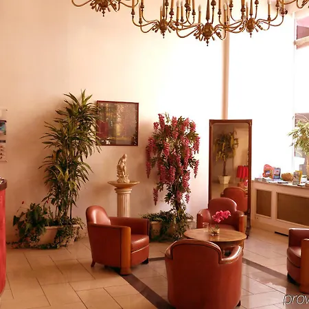Mercure Centre Les Voyageurs 4* ברסט