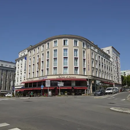 Hotel Mercure Centre Les Voyageurs 4*