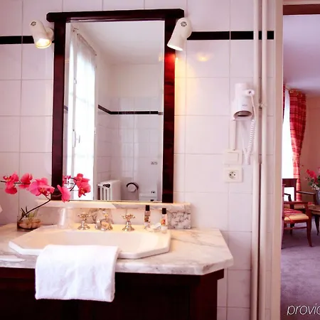 Mercure Centre Les Voyageurs Hotel Brest