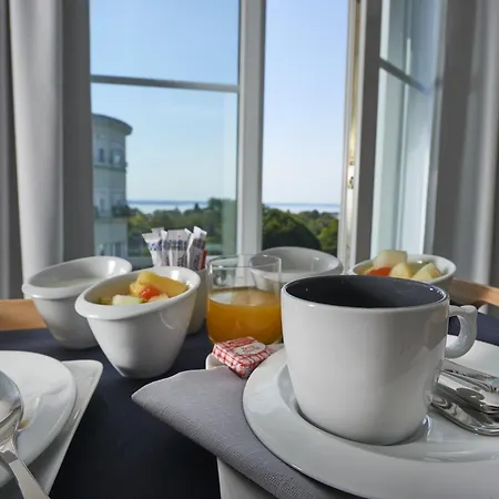 מלון Mercure Centre Les Voyageurs ברסט