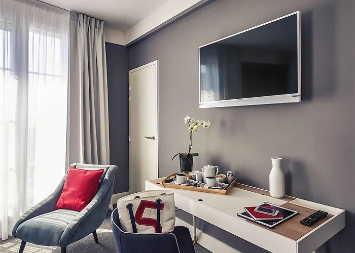 Mercure Centre Les Voyageurs Otel 4*