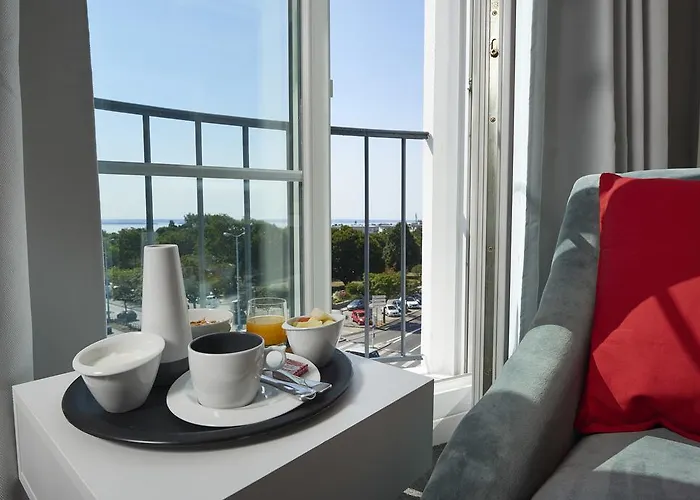 Mercure Centre Les Voyageurs 브레스트