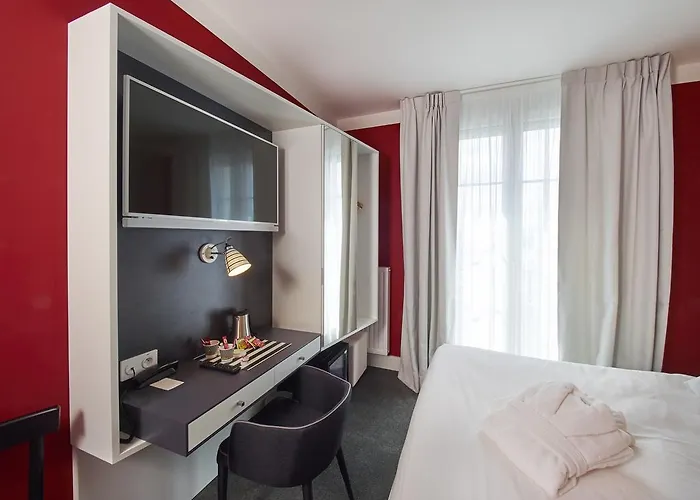 Готель Mercure Centre Les Voyageurs